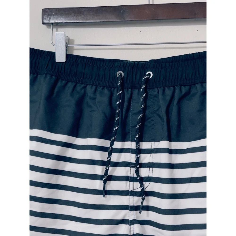 Spicy Tuna‎ Mens Swim Trunks Medium Navy Blue White Red Striped Board Shorts